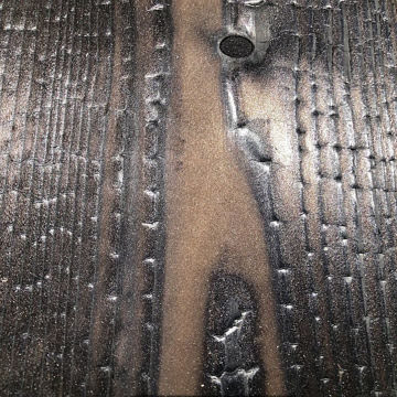 Eurosugi Rome afwerking - Gestructureerd met zwart-bruine tonen en zichtbare warme houtnerf